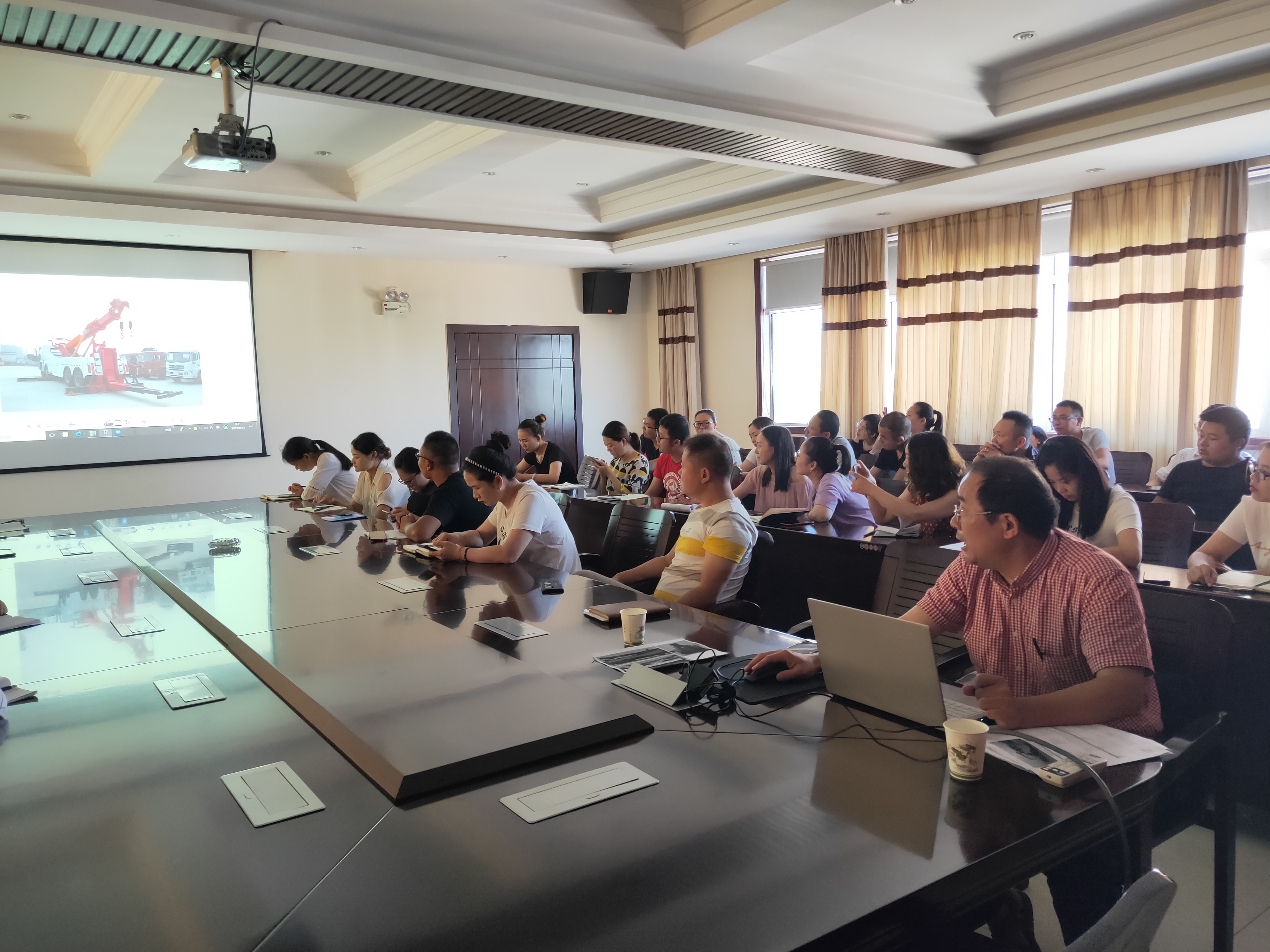 解析新產(chǎn)品知識(shí)，了解優(yōu)勢(shì)性能